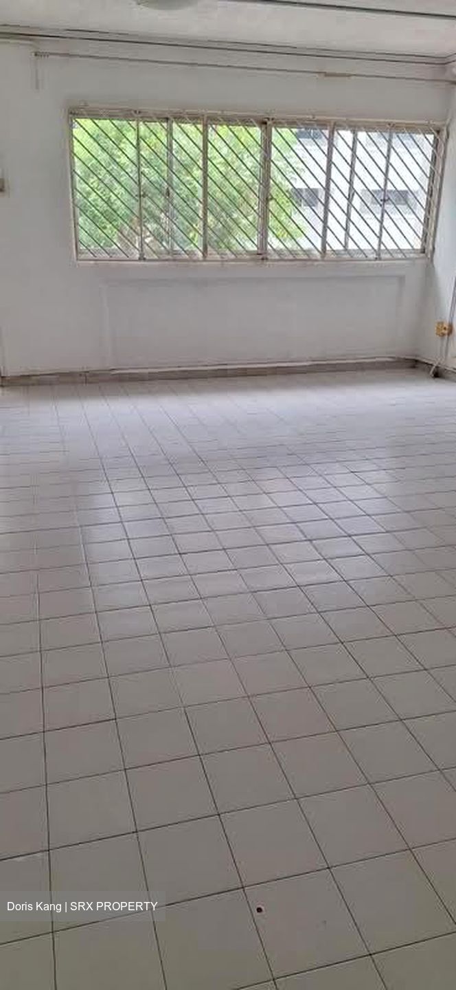 Blk 132 Yishun Street 11 (Yishun), HDB 4 Rooms #586903271
